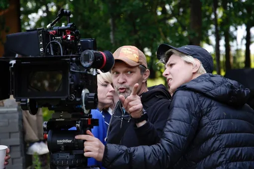 Сергей Политик (в центре) Сергей Политик (в центре)