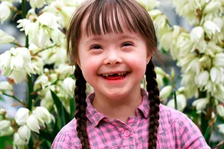 Мамы «особенных» детей поучаствовали в трогательном флешмобе в поддержку Всемирного дня людей с синдромом Дауна Мамы «особенных» детей поучаствовали в трогательном флешмобе в поддержку Всемирного дня людей с синдромом Дауна