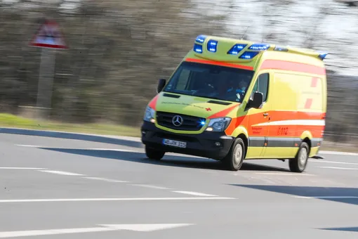 По меньшей мере 7 человек погибли от отравления суррогатным алкоголем в Ленинградской области По меньшей мере 7 человек погибли от отравления суррогатным алкоголем в Ленинградской области