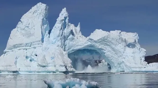 Нажми и смотри