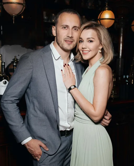 Юлианна Караулова и Андрей Черный Юлианна Караулова и Андрей Черный