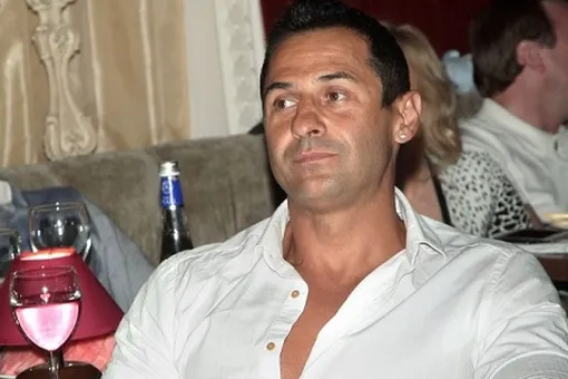 70-летний отец Стаса Костюшкина женился на 30-летней избраннице 70-летний отец Стаса Костюшкина женился на 30-летней избраннице