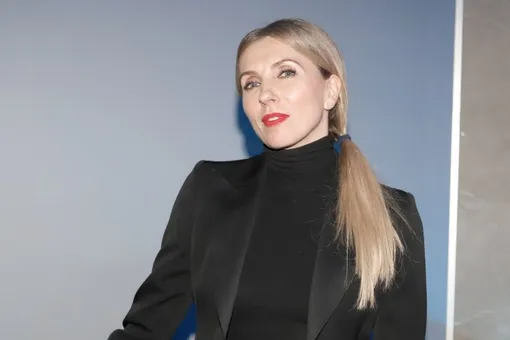 Классная бабушка: 51-летняя Светлана Бондарчук показала смелое фото Классная бабушка: 51-летняя Светлана Бондарчук показала смелое фото