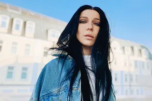 Ёлочные игрушки. Как певица из украинского городка стала настоящей звездой Ёлочные игрушки. Как певица из украинского городка стала настоящей звездой