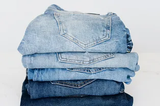 Зачем класть джинсы в морозилку и ещё 10 потрясающих лайфхаков для кухни: видео