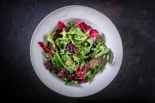 Современный винегрет и ещё 5 летних блюд по рецептам московских шеф-поваров Современный винегрет и ещё 5 летних блюд по рецептам московских шеф-поваров