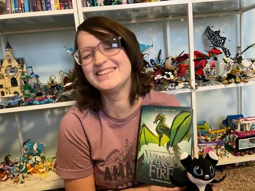 Белль бредила драконами с детства