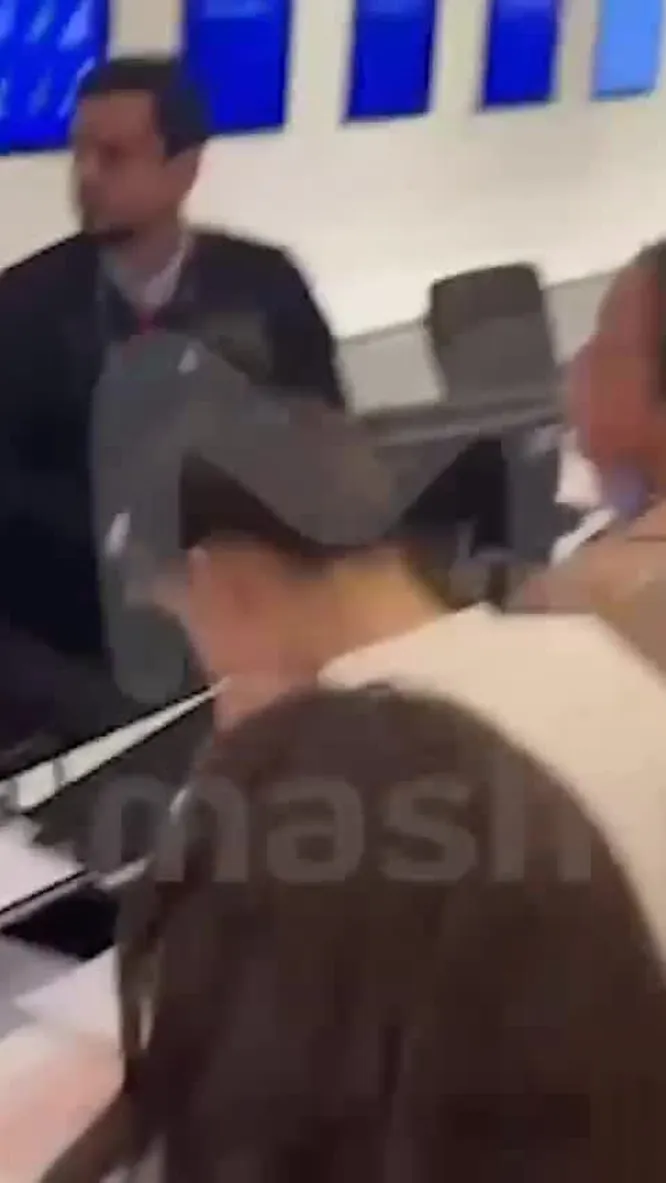 Нажми и смотри