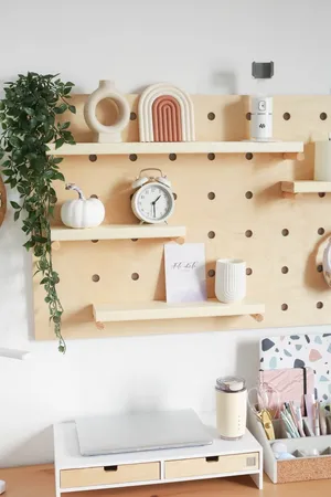 Деревянный пегборд