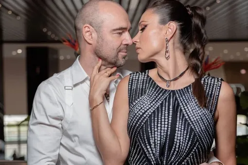 «Начинали с нуля, растила детей без нянь»: почему Елена Товстик слукавила в интервью Андрею Малахову