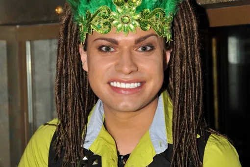 «Ой, мама, кто это?» Гоген Солнцев в неожиданном образе поразил поклонников «Ой, мама, кто это?» Гоген Солнцев в неожиданном образе поразил поклонников