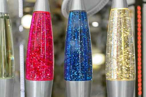 четыре разноцветные лампы четыре разноцветные лампы