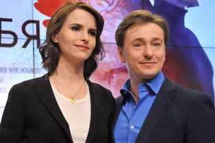 «Маленькая хозяюшка»: 3-летняя дочь Сергея Безрукова помогла маме печь новогодний торт (видео) «Маленькая хозяюшка»: 3-летняя дочь Сергея Безрукова помогла маме печь новогодний торт (видео)