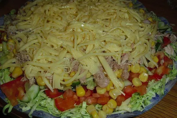 Легкий салат с пекинской капустой Легкий салат с пекинской капустой