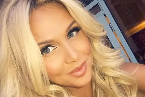 Виктория Лопырева дразнит поклонников откровенными фото