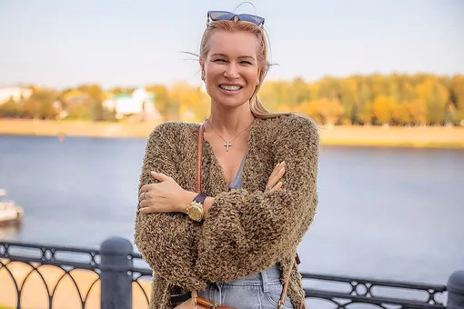 «Вершина сексуального образа»: 49-летняя Олеся Судзиловская покорила поклонников соблазнительными фото в бикини «Вершина сексуального образа»: 49-летняя Олеся Судзиловская покорила поклонников соблазнительными фото в бикини