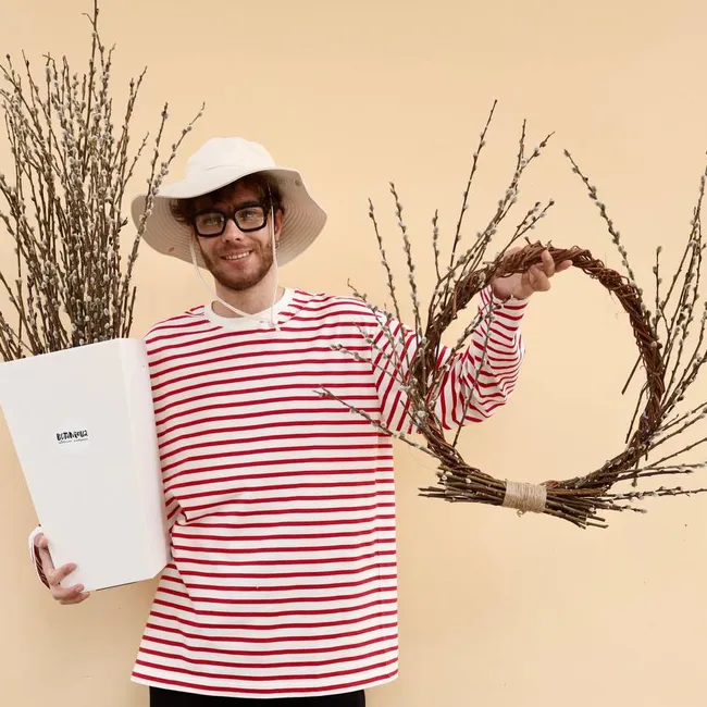 Украшаем дом к Пасхе: простой венок из вербы —мастер-класс с фото