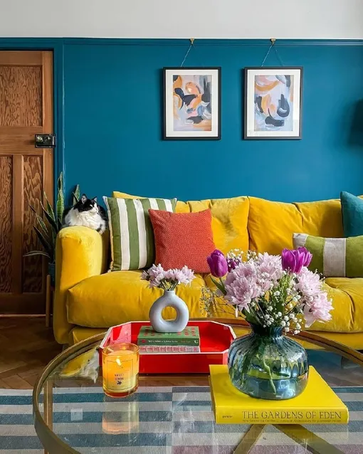 Желтый усилит вдохновение и творческий поток в год Огненной Лошади 2026. Этот цвет в интерьере принесёт ясность мыслей и интеллектуальный подъём. Желтый усилит вдохновение и творческий поток в год Огненной Лошади 2026. Этот цвет в интерьере принесёт ясность мыслей и интеллектуальный подъём.