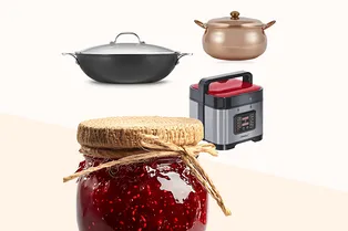 В сковороде и мультиварке: 8 необычных способов сварить варенье на зиму