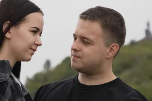 «Набрал микрозаймов и долгов»: участница шоу «Мама в 16» раскрыла подробности об отце ребёнка, оставшиеся за кадром