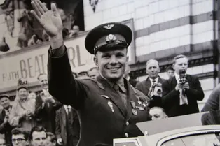 «Я видел много звезд на небе. Но таких, как вы, — нет»: о какой знаменитой актрисе эти слова Юрия Гагарина?