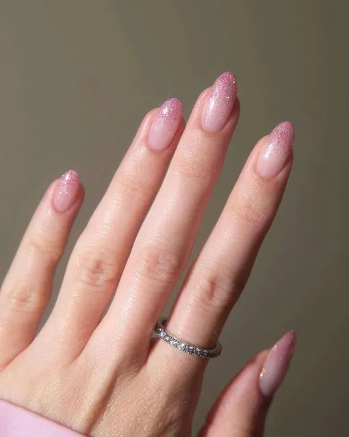 маникюр в технике омбре