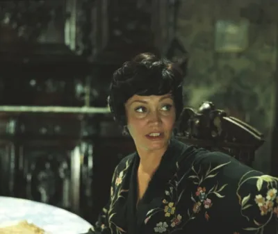 Лариса Лужина в фильме «Исполнение желаний»