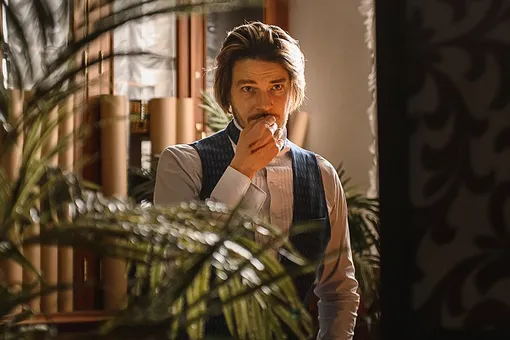 Главный сериал сезона: Шерлок Холмс едет в Россию и влюбляется в Старшенбаум Главный сериал сезона: Шерлок Холмс едет в Россию и влюбляется в Старшенбаум