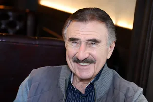 «Красивая семья»: 86-летний Леонид Каневский вышел в свет с женой и единственной дочерью «Красивая семья»: 86-летний Леонид Каневский вышел в свет с женой и единственной дочерью