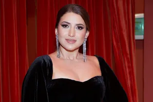 Певица Жасмин показала троих детей на одном фото