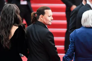 Джонни Дэппа встретили в Каннах овациями. Он не смог сдержать слёз