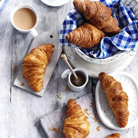 Простая выпечка для вкусного завтрака в воскресенье: рецепты, фото