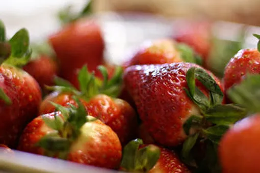 Фестиваль клубники в Москве Фестиваль клубники в Москве