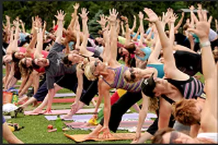 Благотворительный Марафон Yoga Journal