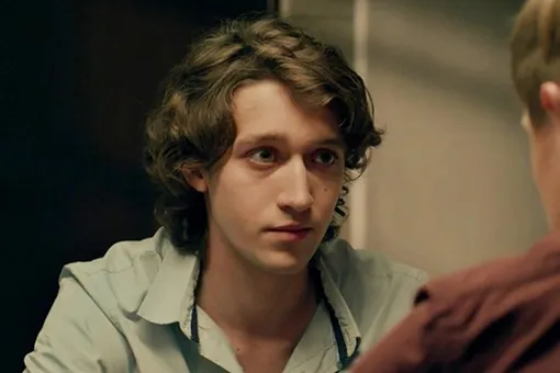 «У меня творческий кризис»: актёр Яков Левда избил свою мать и заморил нескольких собак