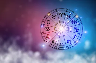 Лунный гороскоп на 17 мая: выздоровление для Раков, переезд для Близнецов, подарок для Скорпионов