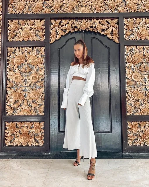 Айза Анохина