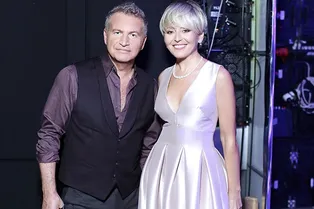 Леонид Агутин выложил фотографию Анжелики Варум в милом домашнем костюме