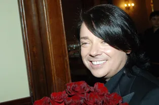 Вдова Валентина Юдашкина почтила его память редкими фото, а дочь — модным показом в Дубае