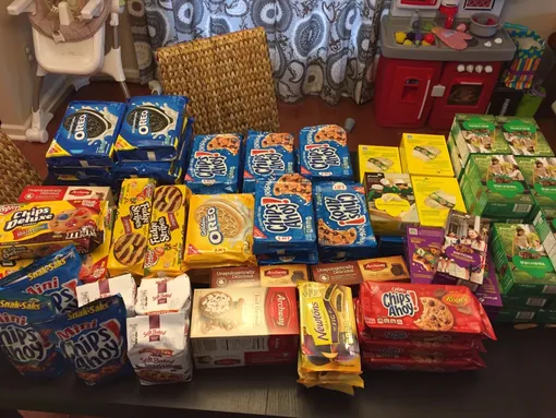 Посылка для незнакомого солдата и его сослуживцев Посылка для незнакомого солдата и его сослуживцев