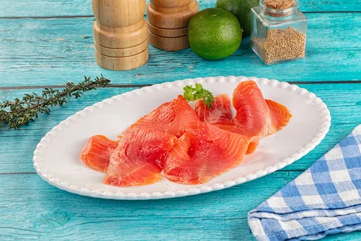 Салат оливье с осетриной