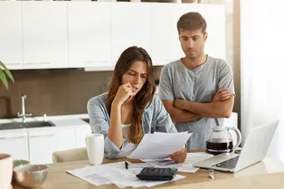 Как правильно обращаться с деньгами, чтобы их стало больше