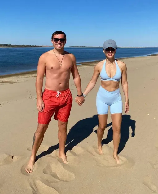 Wtf barcha porno aktyorlar otib Brunette onlayn pornoda jazolanadi