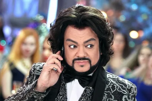 «Гнездо глухаря»: Филипп Киркоров показал свою новую прическу «Гнездо глухаря»: Филипп Киркоров показал свою новую прическу