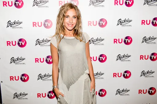 Телеканал RU.TV представил свой новый гимн на pre-party Русской Музыкальной Премии Телеканал RU.TV представил свой новый гимн на pre-party Русской Музыкальной Премии