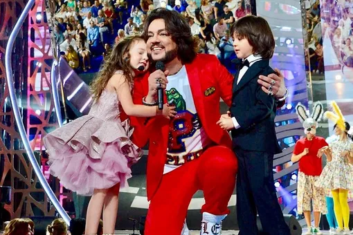 Дети Филиппа Киркорова поздравили Андрея Малахова с рождением первенца Дети Филиппа Киркорова поздравили Андрея Малахова с рождением первенца