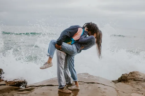 «Да вы издеваетесь?» Голливудские актрисы о самых плохих поцелуях на работе «Да вы издеваетесь?» Голливудские актрисы о самых плохих поцелуях на работе