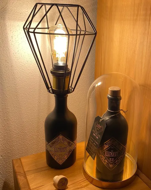Светильник из бутылки Светильник из бутылки
