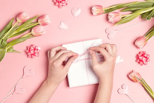 15 весенних подарков на 8 Марта, которые точно понравятся маме