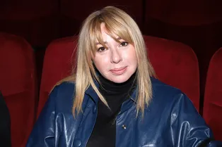 58-летняя Алёна Апина легла под нож хирурга ради округлых форм 58-летняя Алёна Апина легла под нож хирурга ради округлых форм